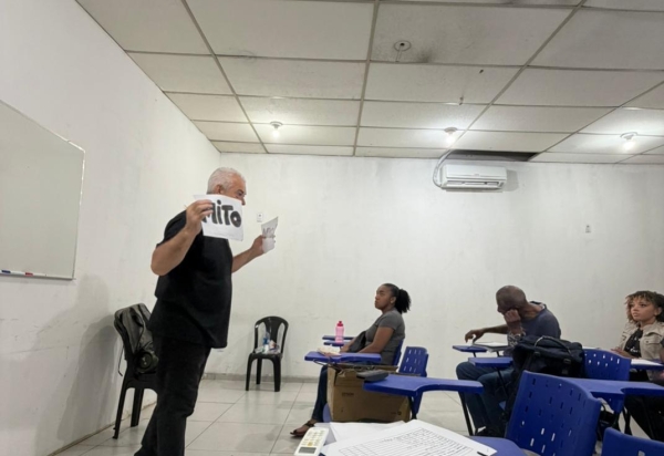 Cozinhas Comunitárias de Anchieta e Ricardo de Albuquerque recebem aulas de pré-vestibular
