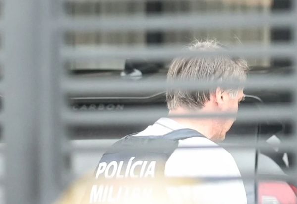 Defesa de Bolsonaro pede anulação de condenação por tentativa de golpe