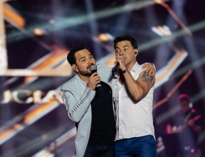Zezé di Camargo e Luciano cantam e encantam na Arena BRB em Brasília
