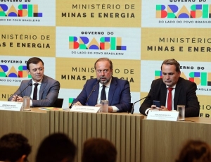 Governo do Brasil anuncia subvenção à gasolina e ao diesel para proteger bolso da população