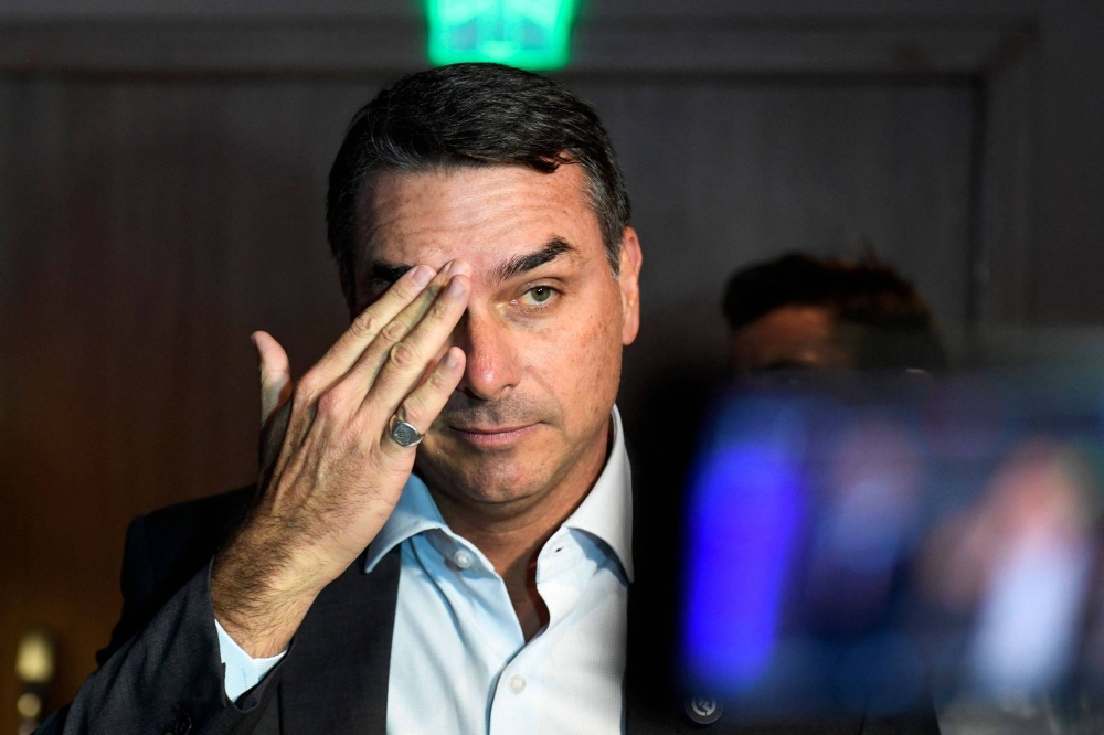 Flávio disse há 2 meses que nunca teve contato com Vorcaro 