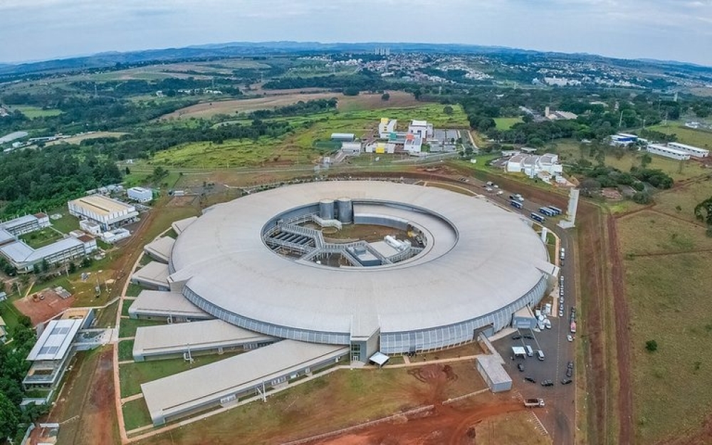 Projeto do acelerador de partículas Sirius avança e Lula inaugura expansão de linhas