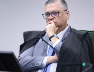Flávio Dino diz ter sido ameaçado por funcionária de cia aérea
