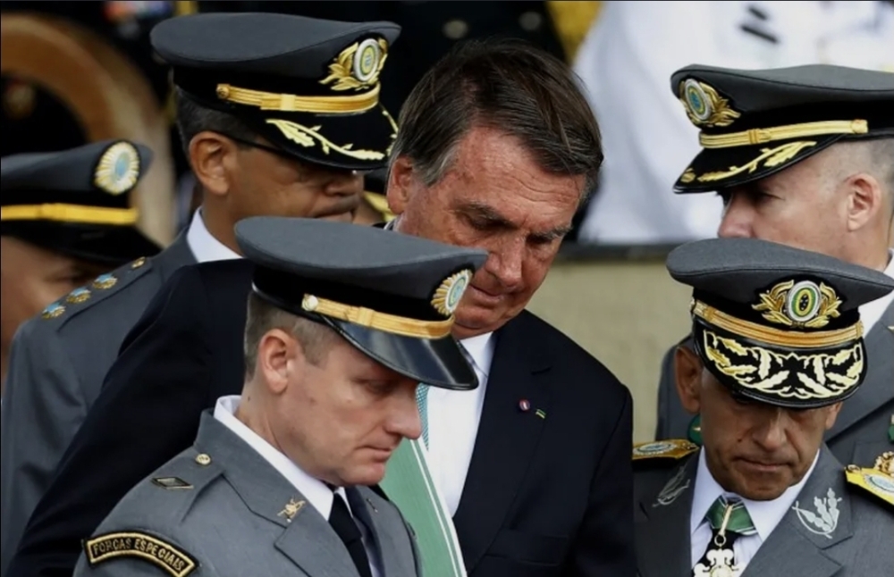 Exército prorrogou contrato do Banco Master até 2027 meses antes da liquidação