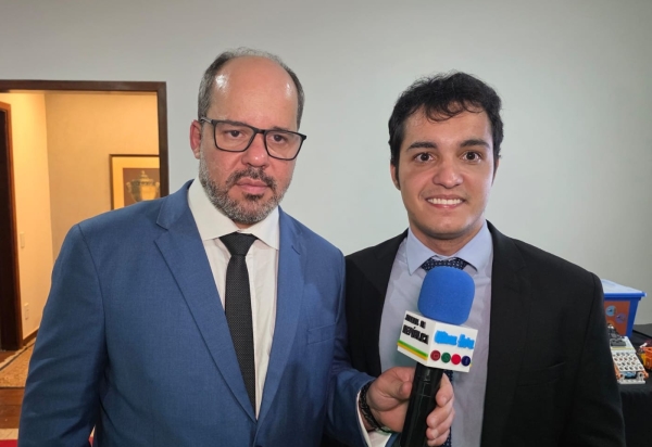 Elias Menezes (Prefeito de Nepomuceno) ganha Moto Elétrica em sorteio como símbolo Verde da Transformação na Fundação do CIM-BR - Consórcio Interfederativo Multifinalitário dos Municípios do Brasil