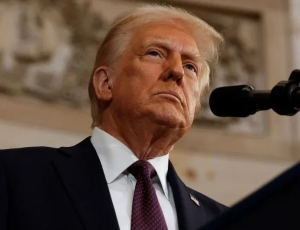 Trump anuncia que acordo com Irã está próximo e inclui abertura de Ormuz