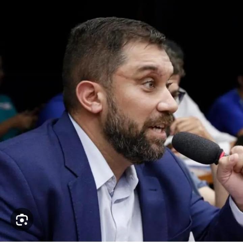 Direção do Sindicato dos Trabalhadores em Saneamento Básico (SINTSAMA) apoia saída de diretor jurídico da Cedae 