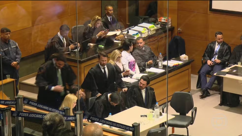 Defesa de Jairinho tenta adiar julgamento três vezes em uma semana e é contida por juíza