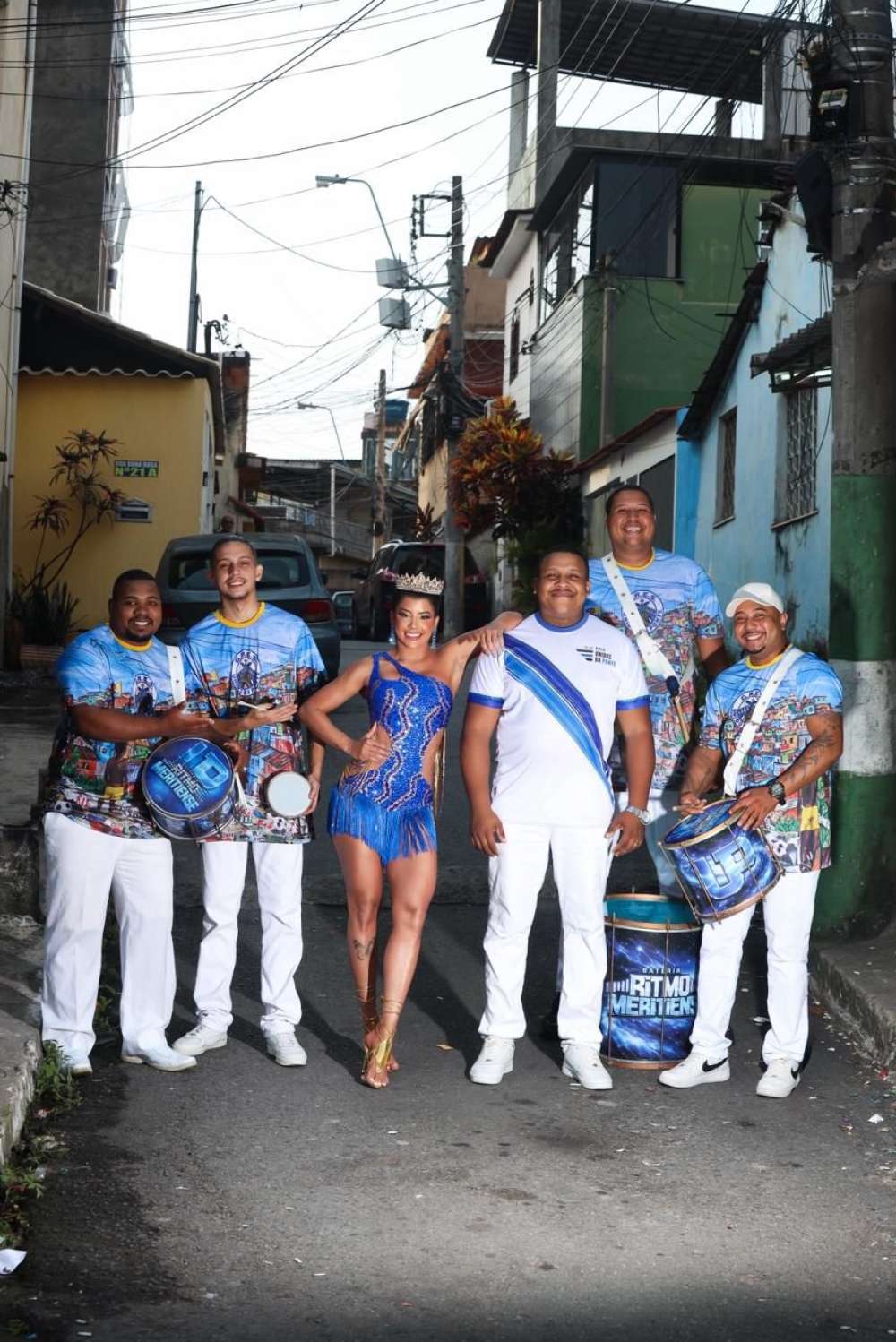 Grazi Xavier é a nova rainha de bateria da Unidos da Ponte