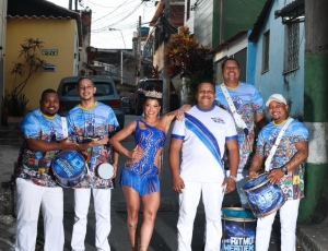 Grazi Xavier é a nova rainha de bateria da Unidos da Ponte