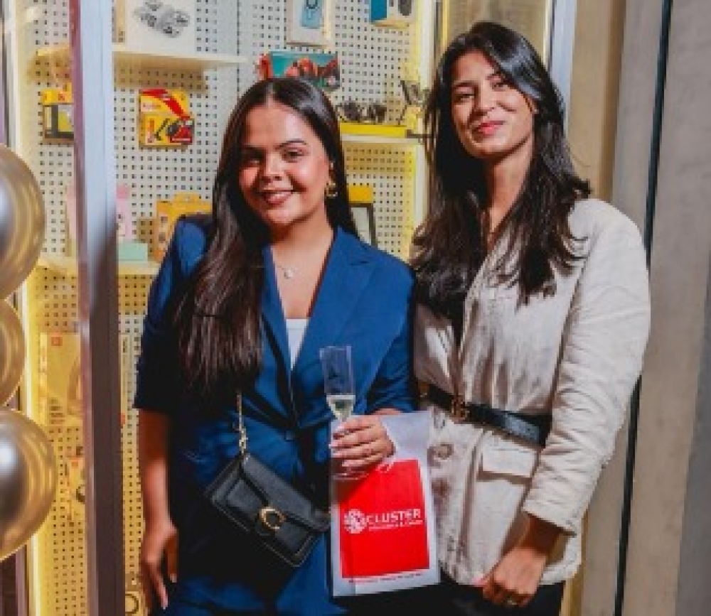 Cluster celebra 27 anos com evento exclusivo que une tecnologia, lifestyle e influência digital na Barra da Tijuca