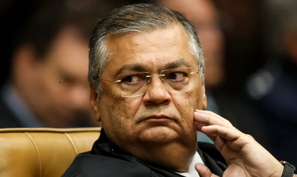 STF determina fim de aposentadoria compulsória para juízes condenados