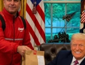 Foto de Flávio Bolsonaro com Trump rende enxurrada de memes nas redes