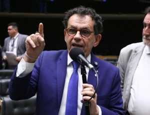 Política Nacional para a População em Situação de Rua avança na Câmara com relatoria de Reimont