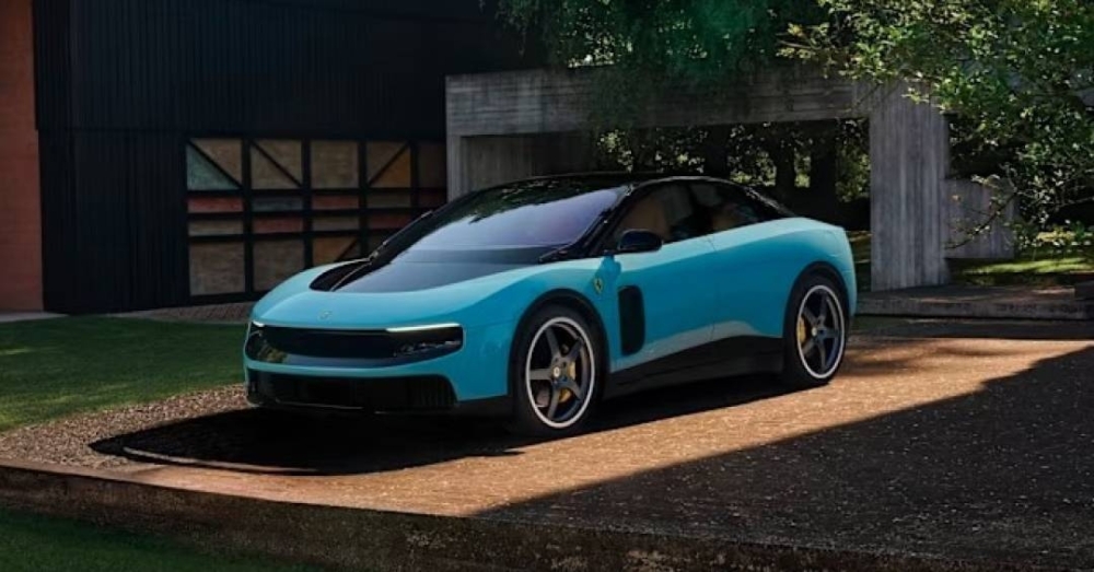 Ferrari Luce vira piada: veja a reação dos fãs nas redes sociais