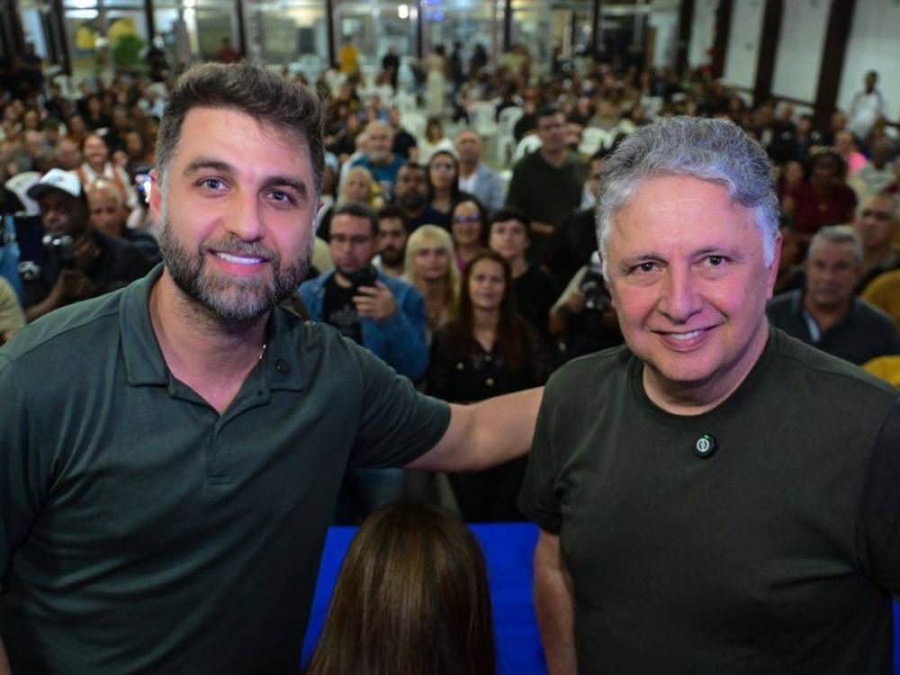 Evento no Automóvel Clube Fluminense marcou o apoio público do filho Wladimir Garotinho e do atual prefeito Frederico Paes à pré-candidatura do ex-governador Garotinho
