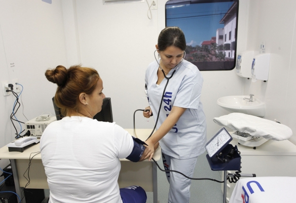 Governo do Rio de Janeiro reduz faltas a consultas e exames na rede estadual de saúde com o uso da tecnologia