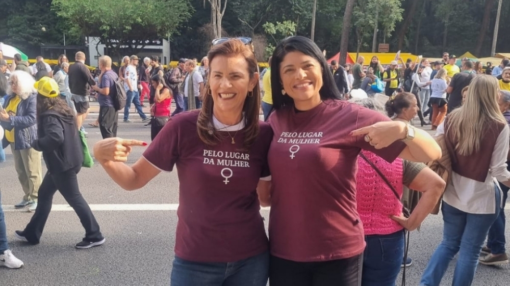 Vereadora Alana Passos participa de ato em São Paulo em defesa do “lugar da mulher”
