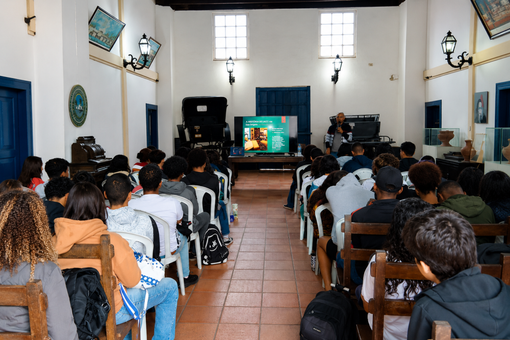 Entre a arte e a memória: museu promove encontro de gerações em Barra de São João