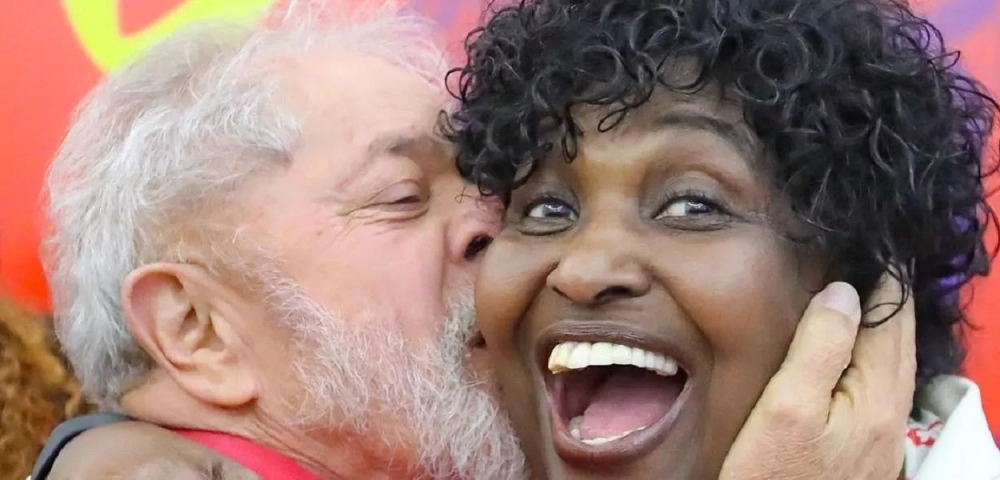 Benedita lidera e Crivella reaparece forte; pesquisa sinaliza fim da hegemonia Bolsonarista na disputa pelo Senado do Rio