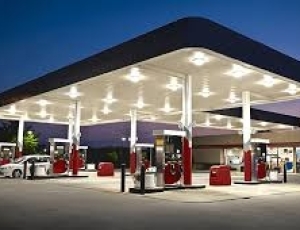 Postos independentes relatam dificuldades para comprar combustível após fechamento da refinaria Refit