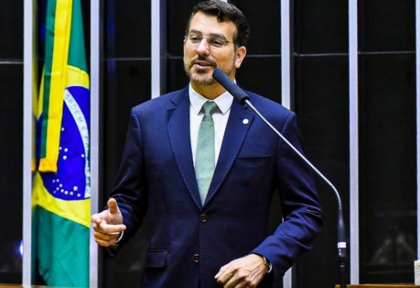 Ataques a Daniel Soranz expõem disputa eleitoral e reforçam sua relevância no cenário político do Rio