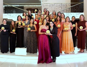 Livro “Mulheres no Foodservice” evidencia a força feminina em um dos setores que mais movimentam a economia brasileira
