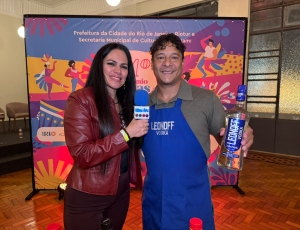 Richard Bartende: a Lenof consolida presença no Carnaval com bebidas que definem a festa