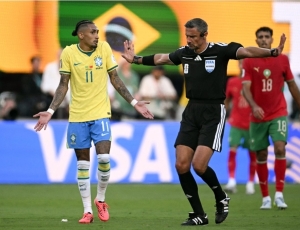 Futebol medíocre, futuro incerto: Brasil tropeça na estreia e acende alerta na Copa