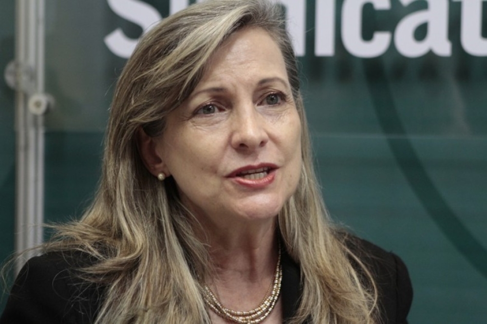 Maria Lúcia Fattorelli alerta para riscos da PEC que amplia poderes do Banco Central