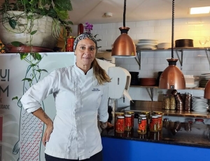 Dia da Gastronomia Sustentável: chef Alice Isha defende que escolhas conscientes na cozinha podem transformar a relação das pessoas com a comida