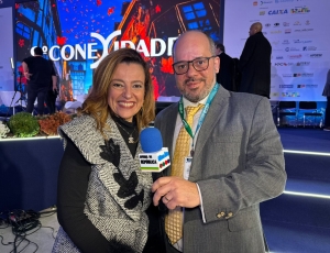 CEO do Conexidades, Silvia Melo comanda maior encontro de gestão pública do país 'Sem polarização: ministros e prefeitos se encontram no 9º Conexidades para discutir soluções para as cidades'