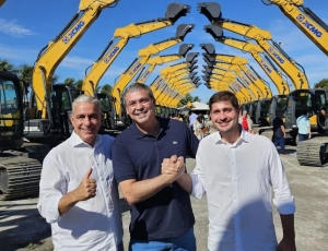 Governo Federal entrega 141 máquinas agrícolas a 44 municípios do RJ