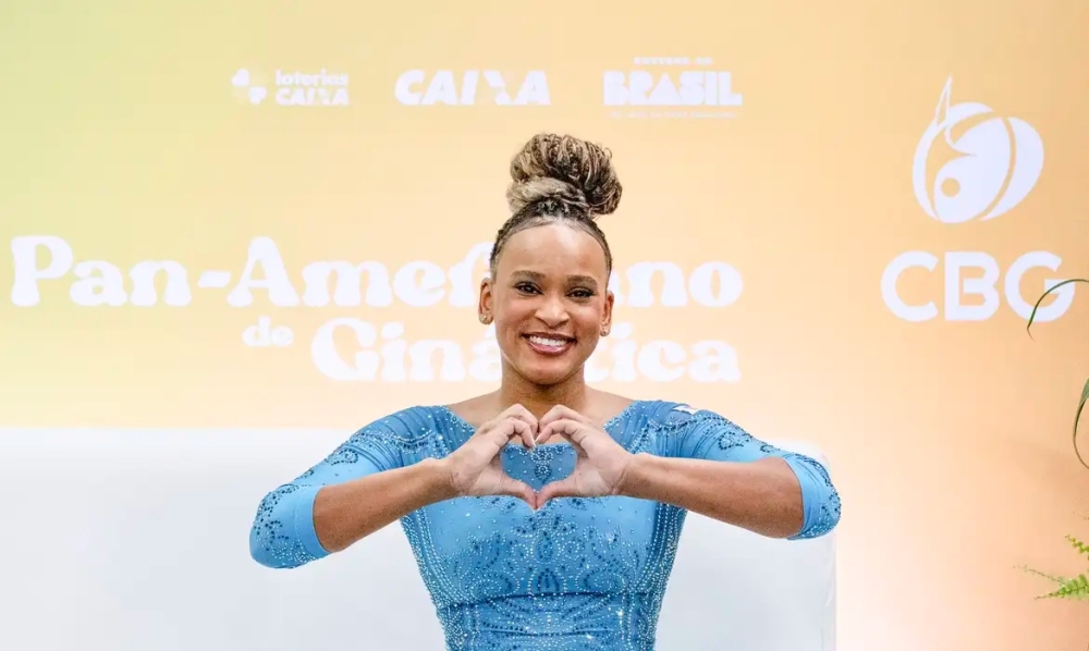 Rebeca Andrade volta com ouro no Pan de ginástica artística