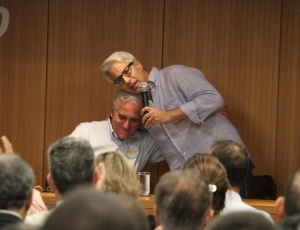 De volta pra casa: Comte Bittencourt retorna ao PSB após 25 anos para presidir legenda no Rio — e reconfigura o tabuleiro político fluminense