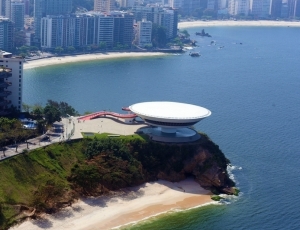 A Cidade que Aprendeu a Ficar Rica