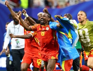 Congo vence de virada e segue na Copa, assim como Colômbia e Portugal