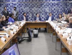 Líderes partidários definem na terça-feira projetos que serão analisados pelo Plenário