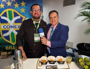Chef Odir Bueno trocou o limão pelo cambuci na caipirinha e criou um drink que virou símbolo de uma cidade