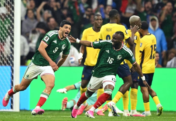 México domina o Equador, vence no Estádio Azteca e garante vaga nas oitavas da Copa do Mundo
