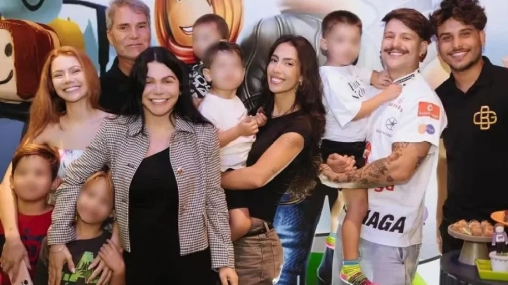 Pastor milionário, Pai da deputada Sarah Pôncio que ostenta riquesa e mansão, ganhou fama nas redes e agora é investigado por suposta ligação com a 'Máfia do Cigarro'