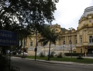 Funcionários fantasma são quase 80% dos servidores em secretaria do estado do RJ
