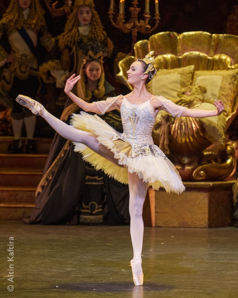 Workshop de Dança com bailarina do Dutch National Ballet oferece formação técnica e debate sobre saúde mental em Casimiro de Abreu