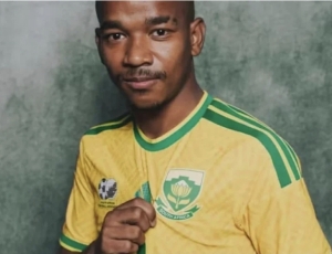 Morre jogador da seleção da África do Sul que participou da Copa do Mundo de 2026 Jayden Adams
