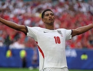 Bellingham decide na prorrogação, Inglaterra elimina a Noruega e avança à semifinal da Copa do mundo