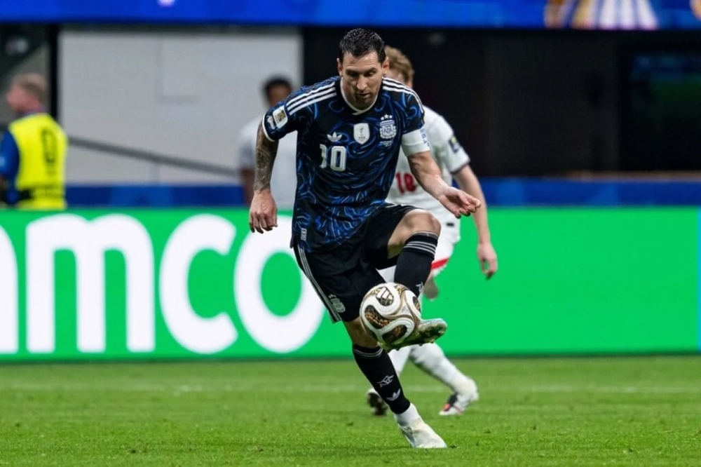  Argentina protagoniza nova virada épica, elimina a Inglaterra e garante vaga na final da Copa do Mundo