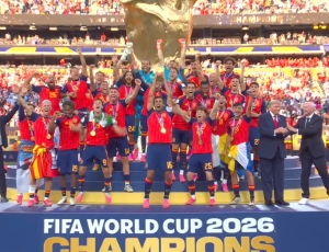 De virada na história: Espanha supera a Argentina, conquista o bicampeonato e vira a seleção mais invicta de todos os tempos