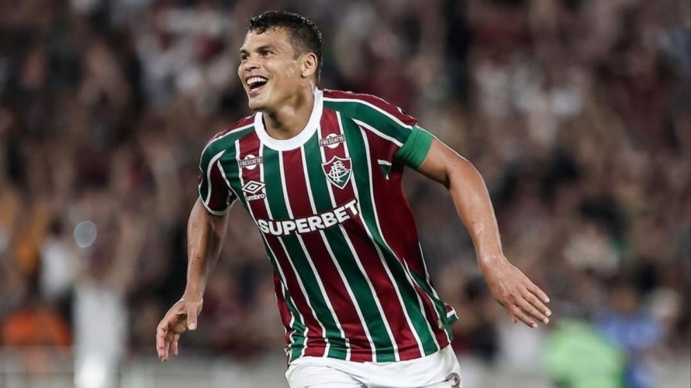 Thiago Silva é regularizado no BID e pode reestrear pelo Fluminense contra o Grêmio