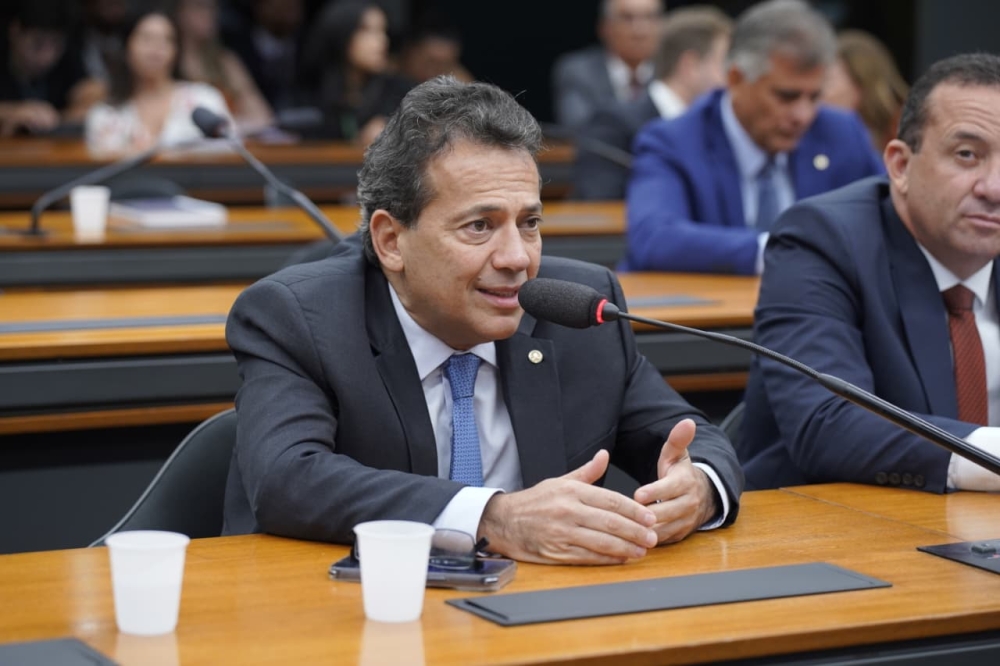 RICARDO ABRÃO APRESENTA PROJETO PARA AMPLIAR OPORTUNIDADES DE EMPREGO PARA MULHERES ACIMA DOS 40 ANOS.