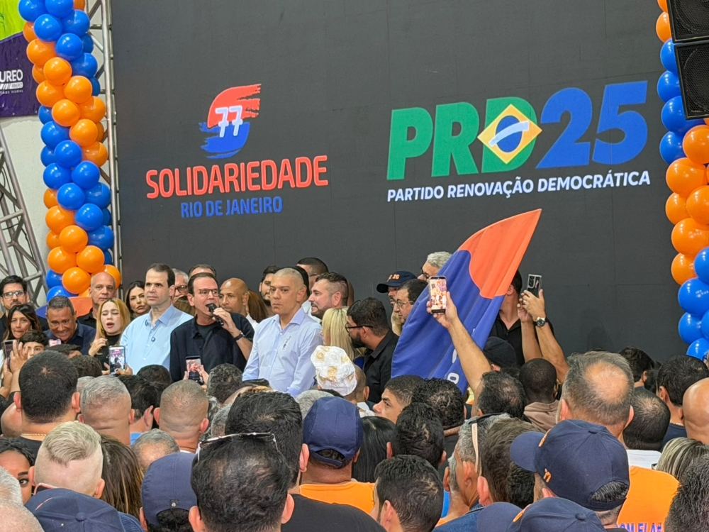 CONVENÇÃO EM DUQUE DE CAXIAS REÚNE MAIS DE 2 MIL PESSOAS E FORTALECE APOIO DO PRD A EDUARDO PAES E PEDRO PAULO SOB LIDERANÇA DE NESKAU E ÁUREO RIBEIRO